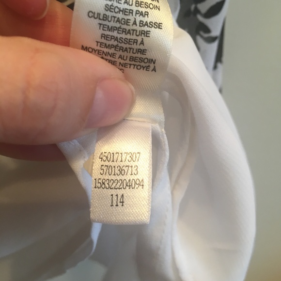 WHBM Floral Tank - Picture 6 of 8